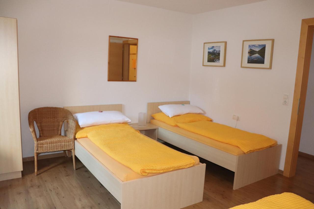 Appartement Haus Aperies à Pettneu am Arlberg Extérieur photo